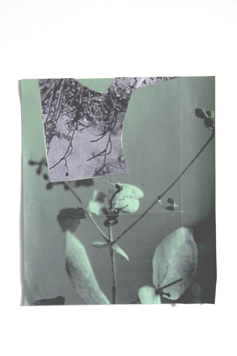 Mundane, mixed meida collage, 24 x 28cm / 2017